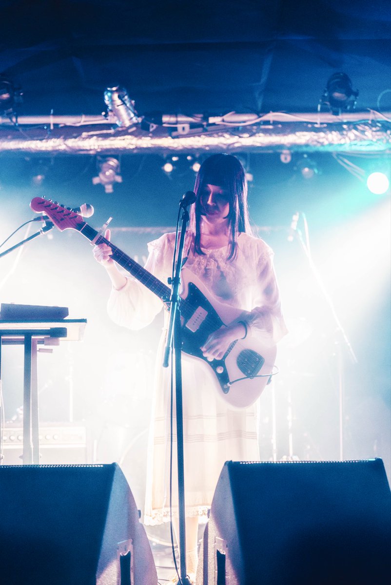 yoake_no_seirei's tweet photo. 🧚Live photo①🧚

【スーパーオルタナティブ】

2026年9月26日(sat)
京都GATTACA

📸 by @oryuu_h2so4 https://t.co/JiazHg5BK7
