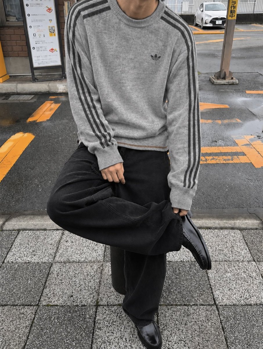 y_knman's tweet photo. まって、可愛すぎるadidasニット見つけた...
この見た目で1万円前半は良すぎない？ https://t.co/nC6MmuxZ99
