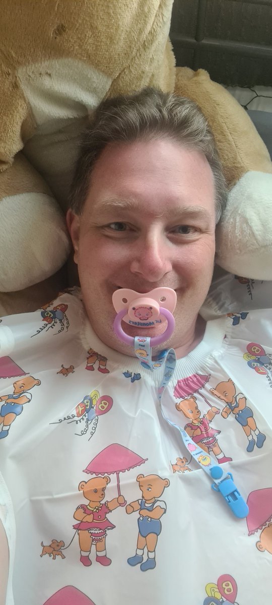 BabyAndyUK's tweet photo. Love being a little #sissy sometimes.

Boys can wear pink?

#abdl #abdluk #abdlmanchester #ageplay #little https://t.co/Pz3WABu4xP