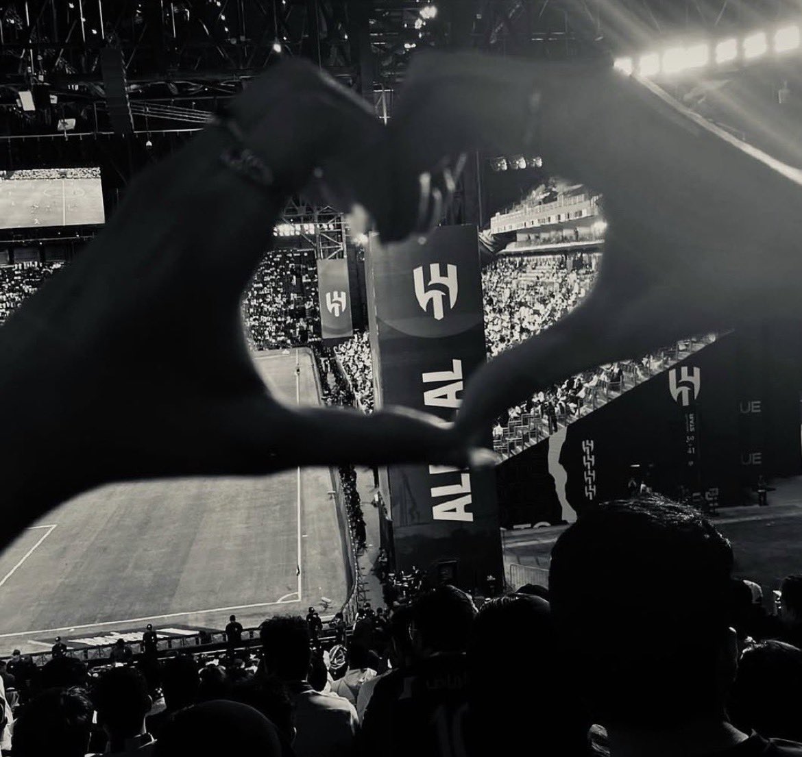 eiiix0ll's tweet photo. أرجع ياكل الحُــب ارجع ياروووووووحُي! 💙💙 https://t.co/HAY4Sub5o9