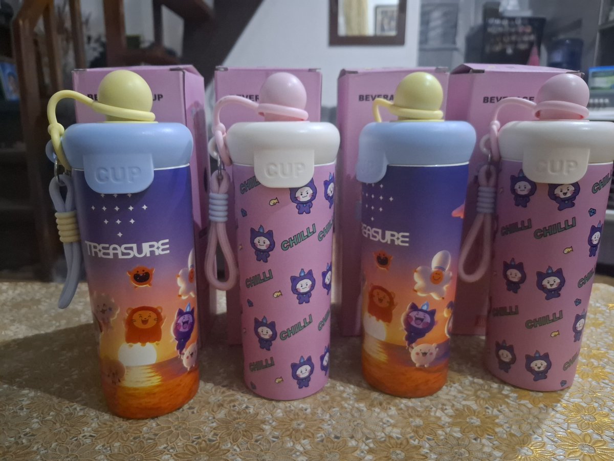 cezkuletik's tweet photo. Dumating na ang 2nd batch ng karupukan π€£ indi obvious ang bias namin nila @sevenchillx @peach_ie12 π€£π€£π€£
Thank you @Mj_Ontiktok sa speed delivery π next time ulit π€£
#Mjproof https://t.co/8ppyTDg5Fu