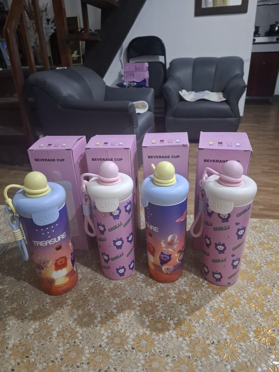 cezkuletik's tweet photo. Dumating na ang 2nd batch ng karupukan π€£ indi obvious ang bias namin nila @sevenchillx @peach_ie12 π€£π€£π€£
Thank you @Mj_Ontiktok sa speed delivery π next time ulit π€£
#Mjproof https://t.co/8ppyTDg5Fu