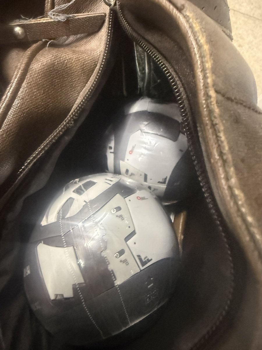 kimagureossan's tweet photo. エクシードモデルトリニティ

まさかあるとは思わず回してみたんです…

いきなりダブったんです…

そして売り切れたんです😭

#ガチャ
#ガンダム
#エクシード
#トリニティ https://t.co/V9kxK39SoX