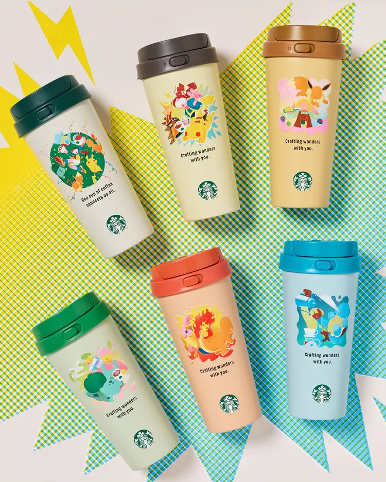 eievui_eevee's tweet photo. 📗ポケモン×スターバックス 
☕️ポケモンとコーヒーをめぐる冒険の旅へ
オリジナルアート 全41グッズ
イーブイデザインあり
ステンレスボトルやカップポーチなど
🗓️9月30日（水）発売
📌オンラインストア ⏰午前6時 販売開始
https://t.co/QmX0rAaU2y
https://t.co/834E6El0zB
https://t.co/nUXCni9zaC https://t.co/2xp2DekRyu