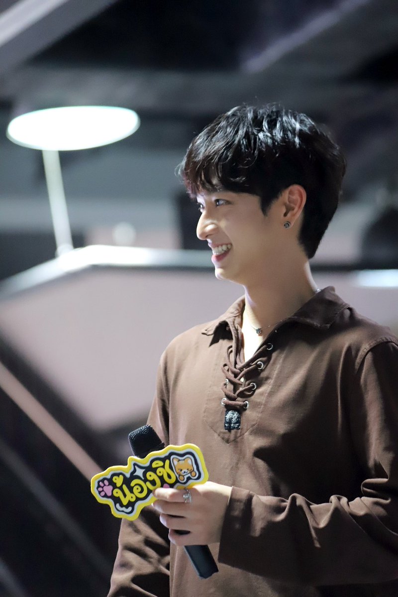 gailbaeby's tweet photo. ฮืออ รอยยิ้มแมวเหมียววว 🥺🤏🏼💛

MATCH POINT AFTER MATCH

#MatchPointSeriesReunion
#SingChimon #ซิงชิม่อน https://t.co/EgYfBlHPsb