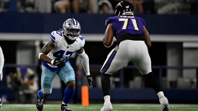 LiveRavenNation's tweet photo. Rookie Carson Vinson made his first career start at LT Sunday.

22 true pass-blocking snaps.

ZERO pressures allowed, per PFF. 🔒

That’s a heck of a debut protecting Lamar’s blindside. https://t.co/FfXI9VPbpC