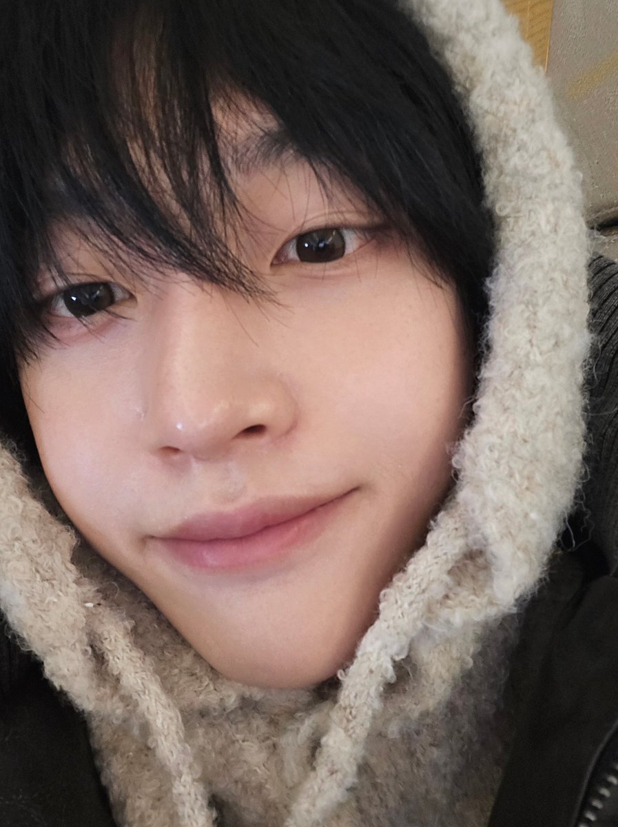 binnanomy's tweet photo. 겨울아빨리와
그래야이귀욤이를볼수잇어 https://t.co/7nFLz8umqc