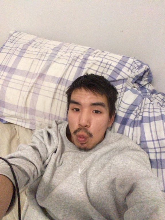 AbwAhmr's tweet photo. Home alone https://t.co/gmmFK6HRLH