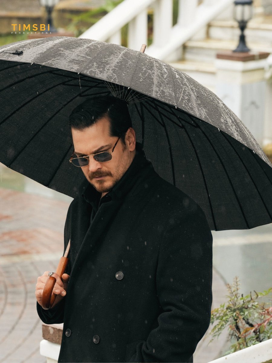 timsbitv's tweet photo. Yağmurlu havalarda hissettiğim aura. 😎
@esrefruyadizitv https://t.co/JEX5XswPJh