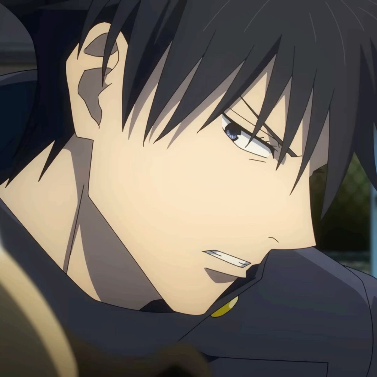 scargumi's tweet photo. this being one of megumi’s most iconic frames, just look at his side profile 😳😳 https://t.co/gRkWVopr6J