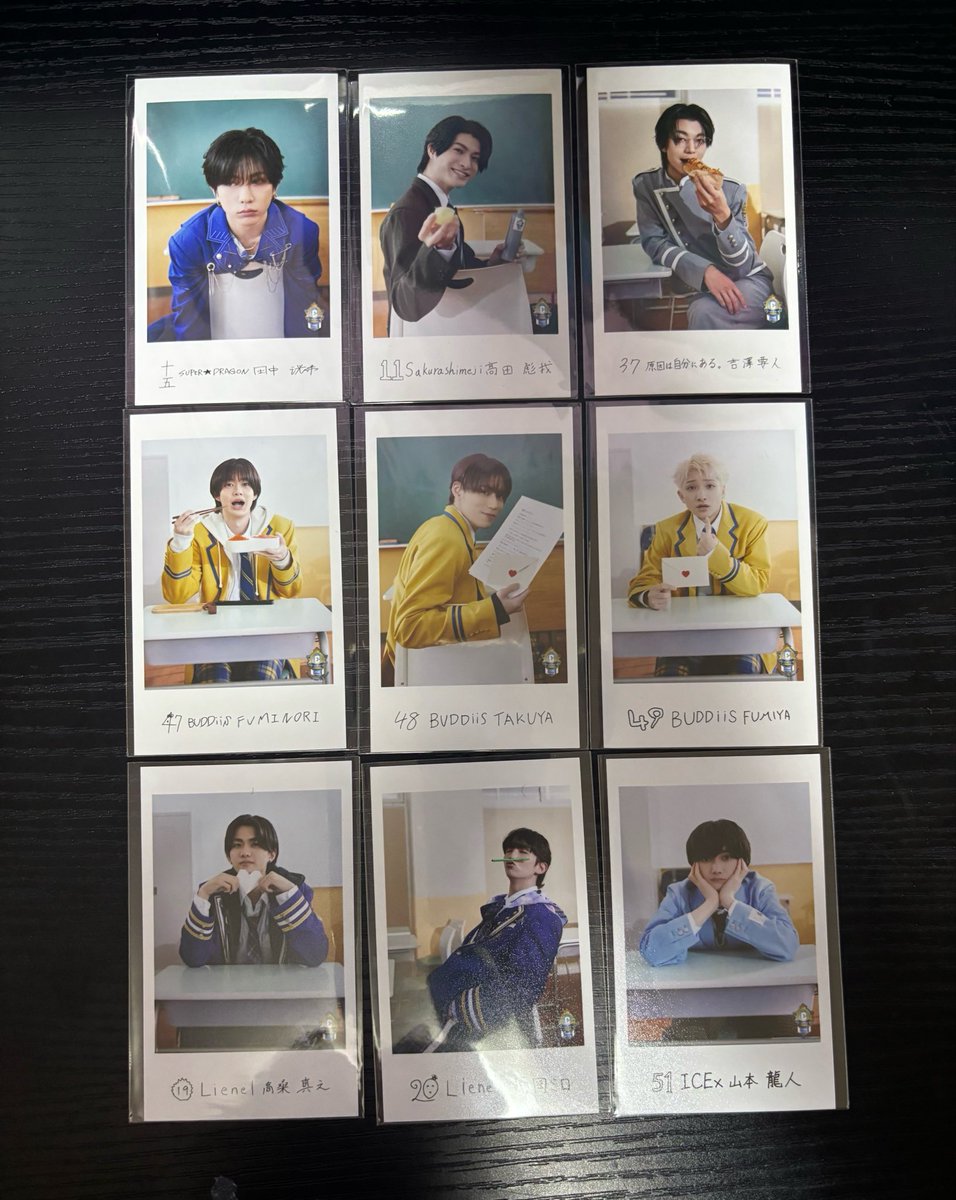 _xn_nyan's tweet photo. EBIDAN Yes!東京 Y東 hmv チェキ風ソロ 通常盤 15周年盤 隣の席ミニフォト トレカ 交換

【譲】画像

【求】
ミニフォト シューヤ(右後) EIKU(前右左) 桜木(前後右)
ワンエン盤 HAYATO(大小)
通常盤 山中 シューヤ
hmv 山中 桜木

異種交換も検討しますが所持済みはお断りする可能性があります。 https://t.co/tOLv70Lqns