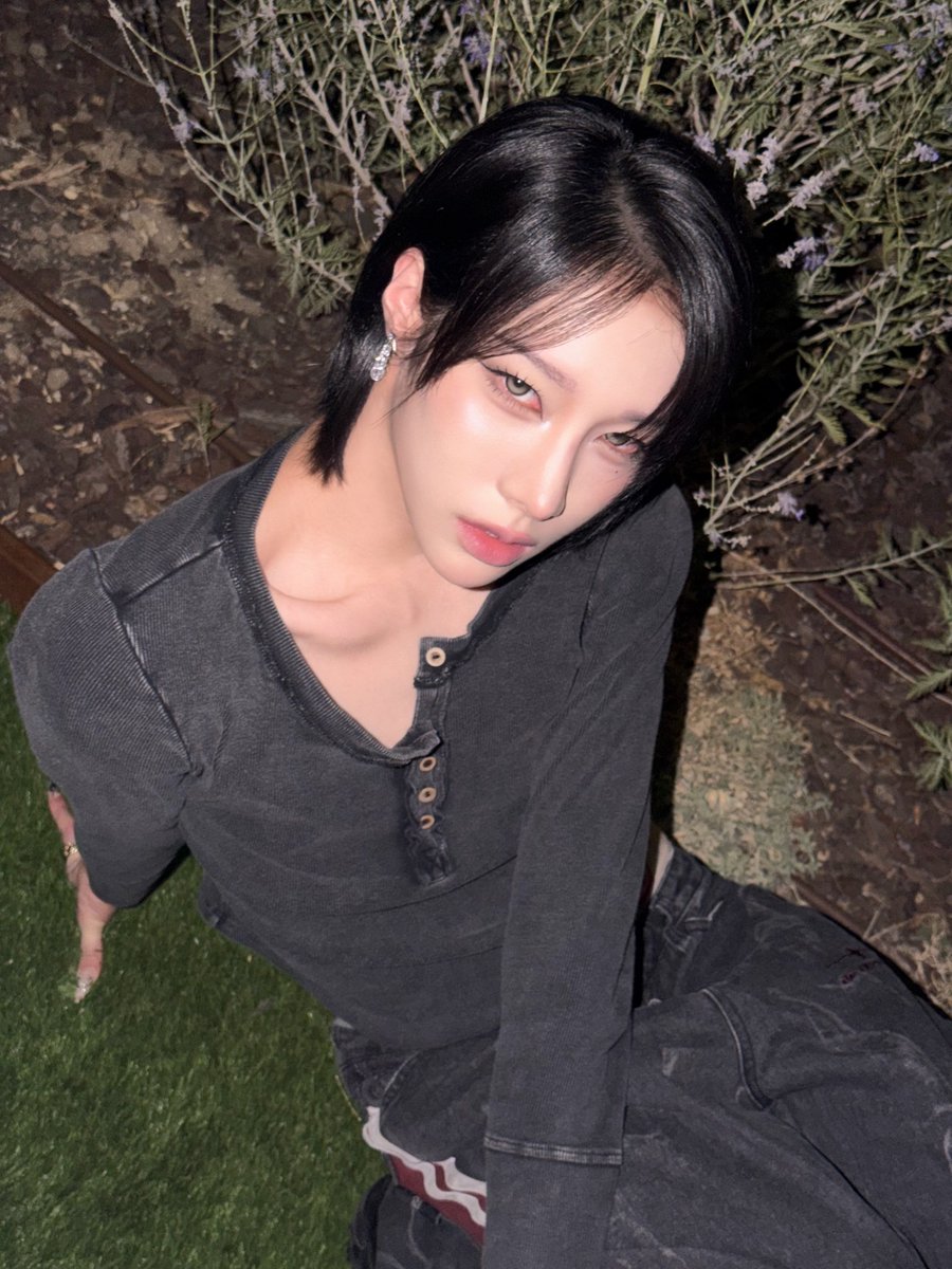 xlovruyi's tweet photo. Someone's craving milk tea so badly right now 🧋 https://t.co/nr4hzf7efX