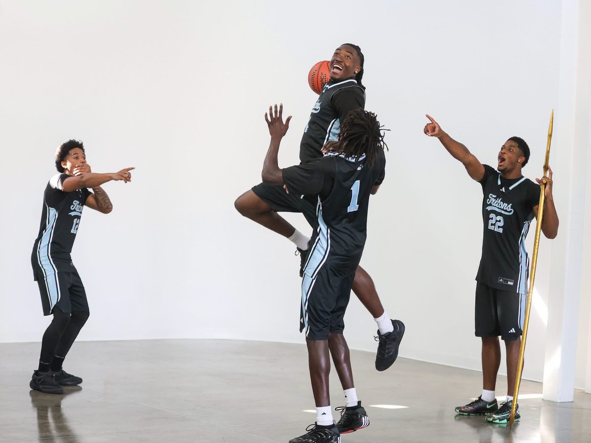ICTritons's tweet photo. Ready to build on their run to a #FinalFour finish at the 2026 National Tournament, these guys are going to be fun to watch! 🔱📸🏀 More at https://t.co/gqYNVejPUz #TritonNation #TritonExperience #BeATriton #MediaDay https://t.co/I5kWoRJqeH