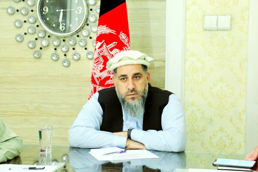 lamarafghan7's tweet photo. دروند او عزتمند مشره!

کالیزه مو بختور شه؛ د عزت، سرلوړۍ او خوښۍ برخې مو ډېرې شه، د شفقت سایه دې پر مونږ دایمه او قایمه اوسه.
@Famuslimyar @Shmuslimyar @ahmadzai_1995 https://t.co/ufTxmwa3so