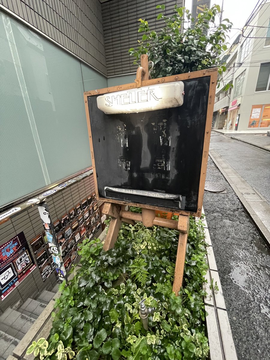 djm2_s's tweet photo. 下見してきました
下北沢っていいなーって改めて思いました https://t.co/usPiPd4xlQ