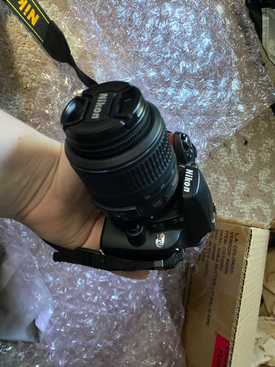 Jviper793's tweet photo. @Green_Komatsu I was actually looking at getting this guy for my nikon d60 I got for around $132 on eBay back in April :D https://t.co/0v4z55DGO1