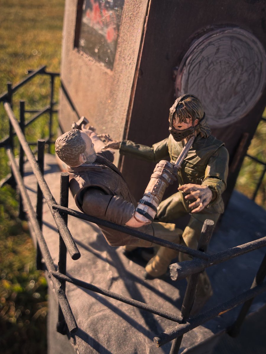 Roadkill_Lurch's tweet photo. A custom prison watchtower I made years ago for the McFarlane Walking Dead figures actually works better with the Hiya figures #twd #horror #toyphotography #thewalkingdead #daryldixon https://t.co/TkNqALto4z