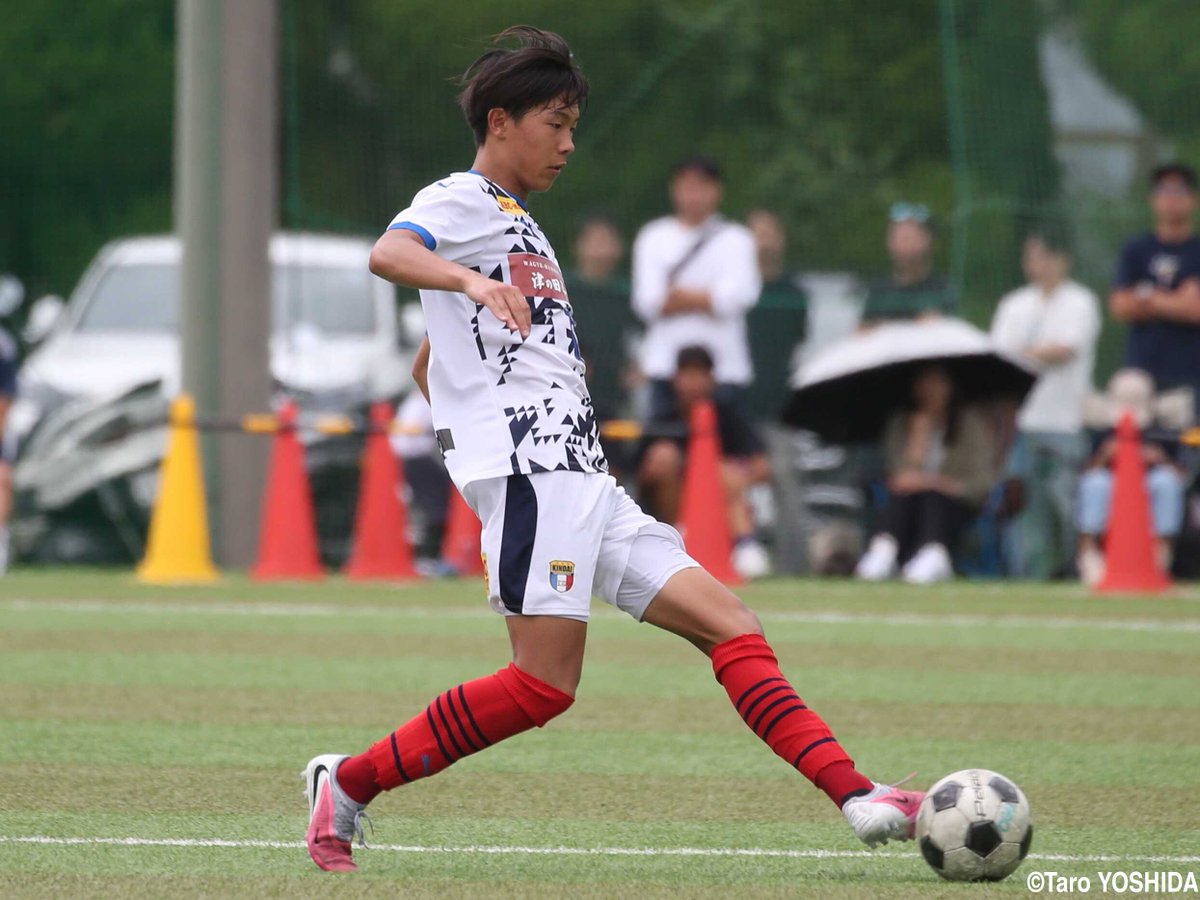 gekisaka's tweet photo. [大阪府1部L]強さと速さに加え、器用さも兼備の2年生ストッパー。インハイの活躍で評価上昇の近大附DF中谷竣太は悔しい敗戦をまた力に

https://t.co/FfoLuKJZHZ

#高校サッカー #ゲキサカ https://t.co/m2S1tuPvGD