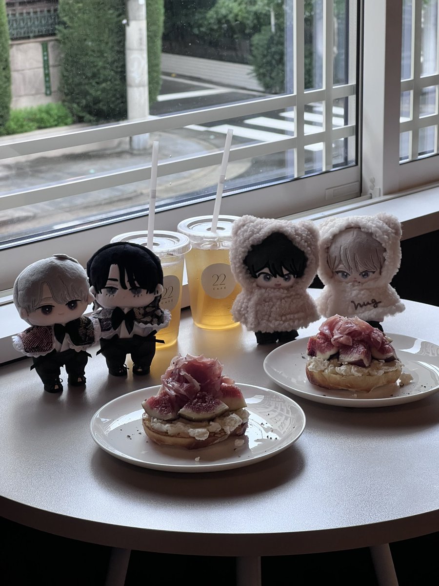 uoo_m1's tweet photo. ♪( ᴖ ̫ᴖو(و "𝒄𝒂𝒇𝒆🫖🧡楽しかった~！🫶🏻 https://t.co/sQnddrp70w