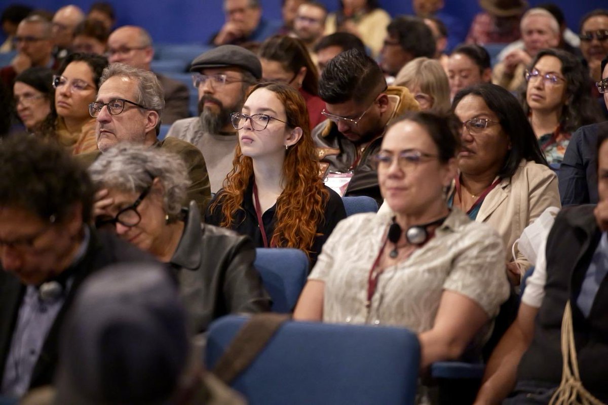 iepri_bog's tweet photo. #IEPRI40años 
Seminario Internacional  Colombia y el Mundo. Continuamos hoy en el auditorio Alfonso López Pumarejo.
#IEPRI40años #UNAL https://t.co/tcHiEUJa2k