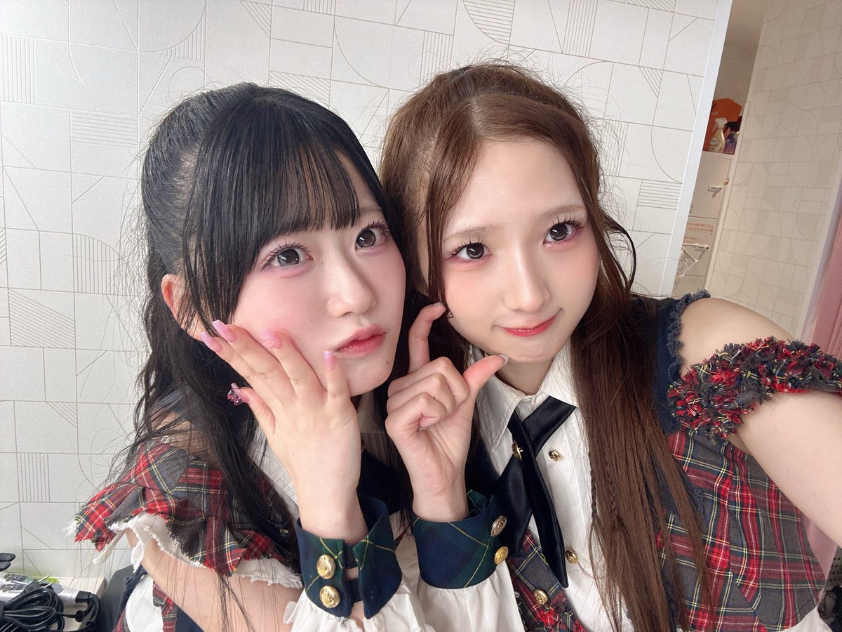 yumemi_sako0205's tweet photo. RESET公演ありがとうございました🤍🩵
急遽出演でしたが温かい声援や
ペンライト振ってくださって嬉しかったです✨感謝✨です✨
劇場公演大好きだーー💖💖💖 https://t.co/YMC2934LN8