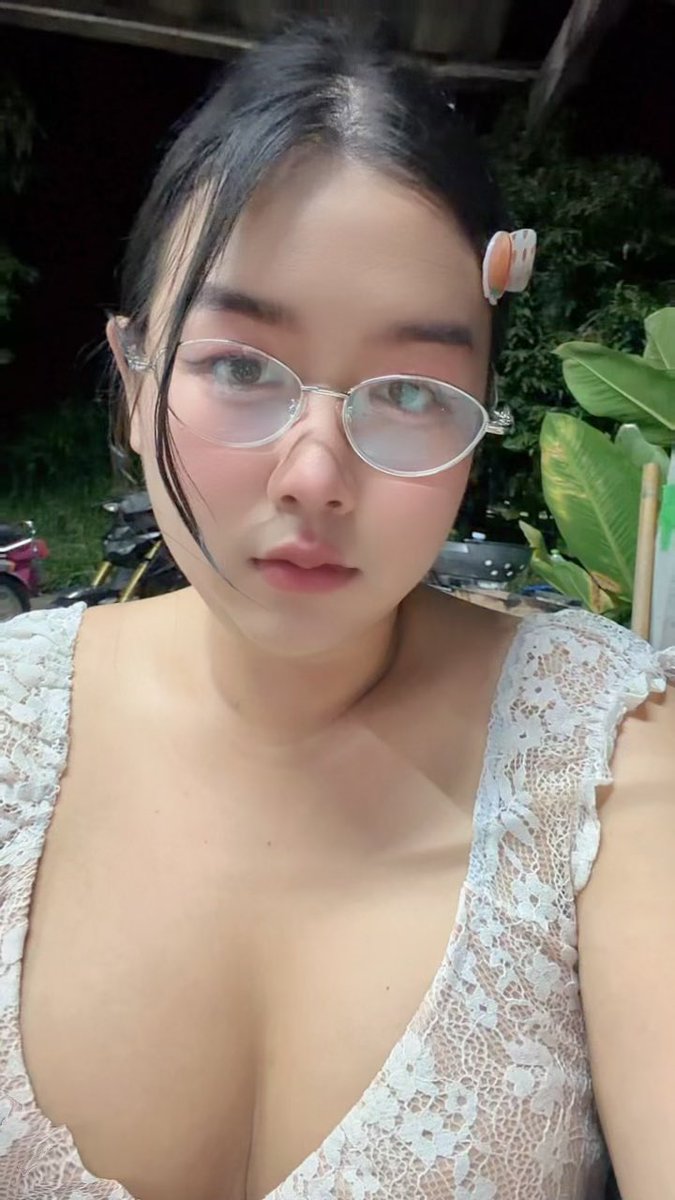 Beeb6j2's tweet photo. จัตุรัสเหงาจัง 😆🐷 #จัตุรัส #ชัยภูมิ https://t.co/wrmn1Kno3z