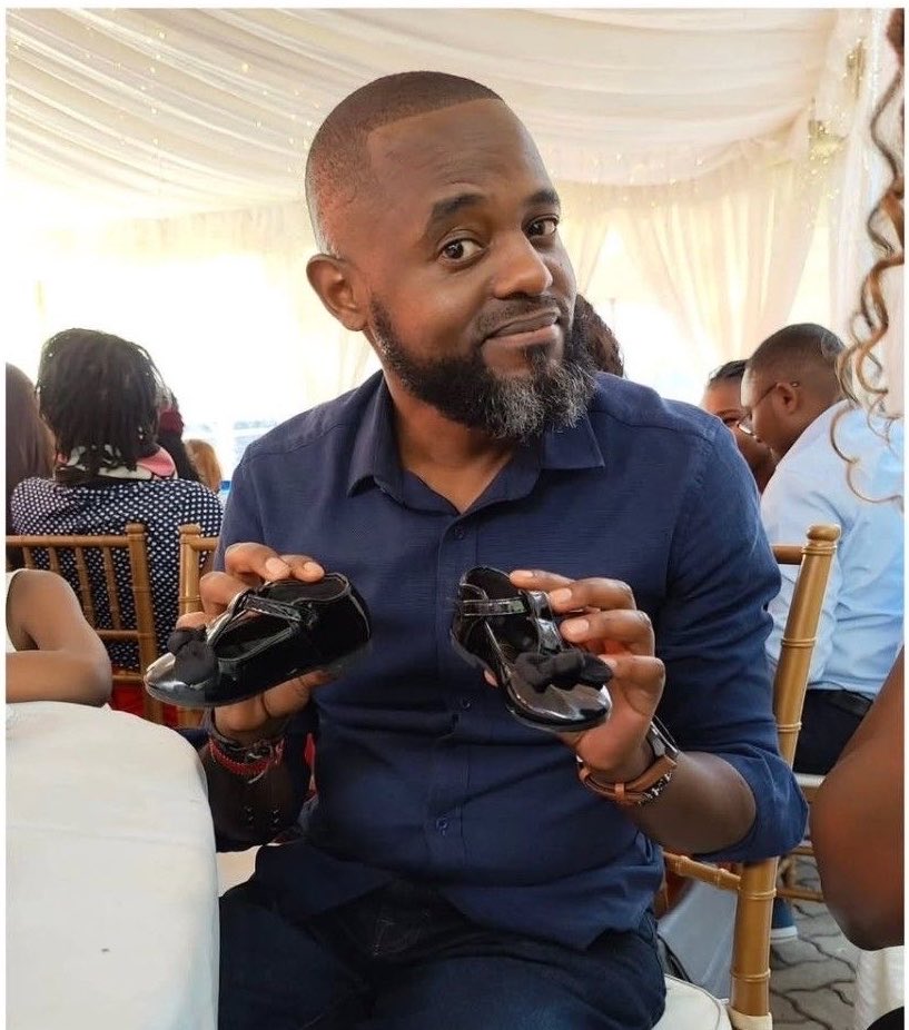 ifeisme01's tweet photo. Short girls: put yourself in my shoes.
The shoes: https://t.co/0FBoAsRTP3