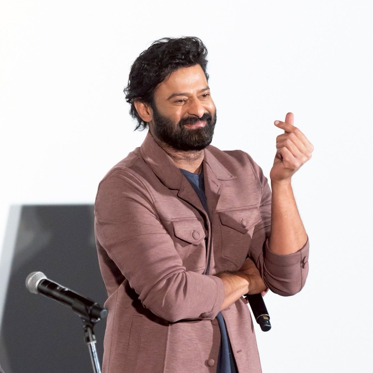 NusratArfah's tweet photo. #HappyHeartDay
My Hero Darling #Prabhas🫰🏻🫶
#Baahubali
@PrabhasRaju ❤ https://t.co/hgWR9x0nQL