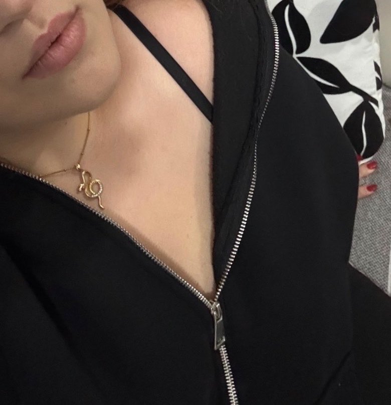 esilaa2727's tweet photo. Kimler müsait yerim varr dmm💋🔥
27📍 https://t.co/HR4nl4PfXc