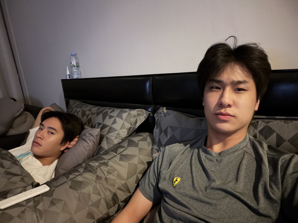 Marmeeeeeeee's tweet photo. ��น้าหนุเปนงี้ป่ะตอนพิมพ์ https://t.co/cmr0FZEGJE