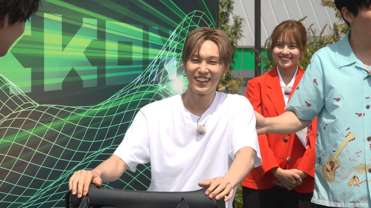 fantastics_fext's tweet photo. ⋱本日25:02〜放送📺⋰
 #FANTASTICS テレビ朝日初冠番組 
ファンタスティックPARK 🎪  

番組開始1周年記念！メンバー全員で初ロケ🎉
富士急ハイランドのアトラクションで、
体を張ったミッションに挑戦！🔥 

ぜひご覧ください！  
前回の見逃し配信はこちら✅ 
📱https://t.co/SbAmnxgqvH

@fanta_park_ex5
#ファンタスティックPARK #ファンパ