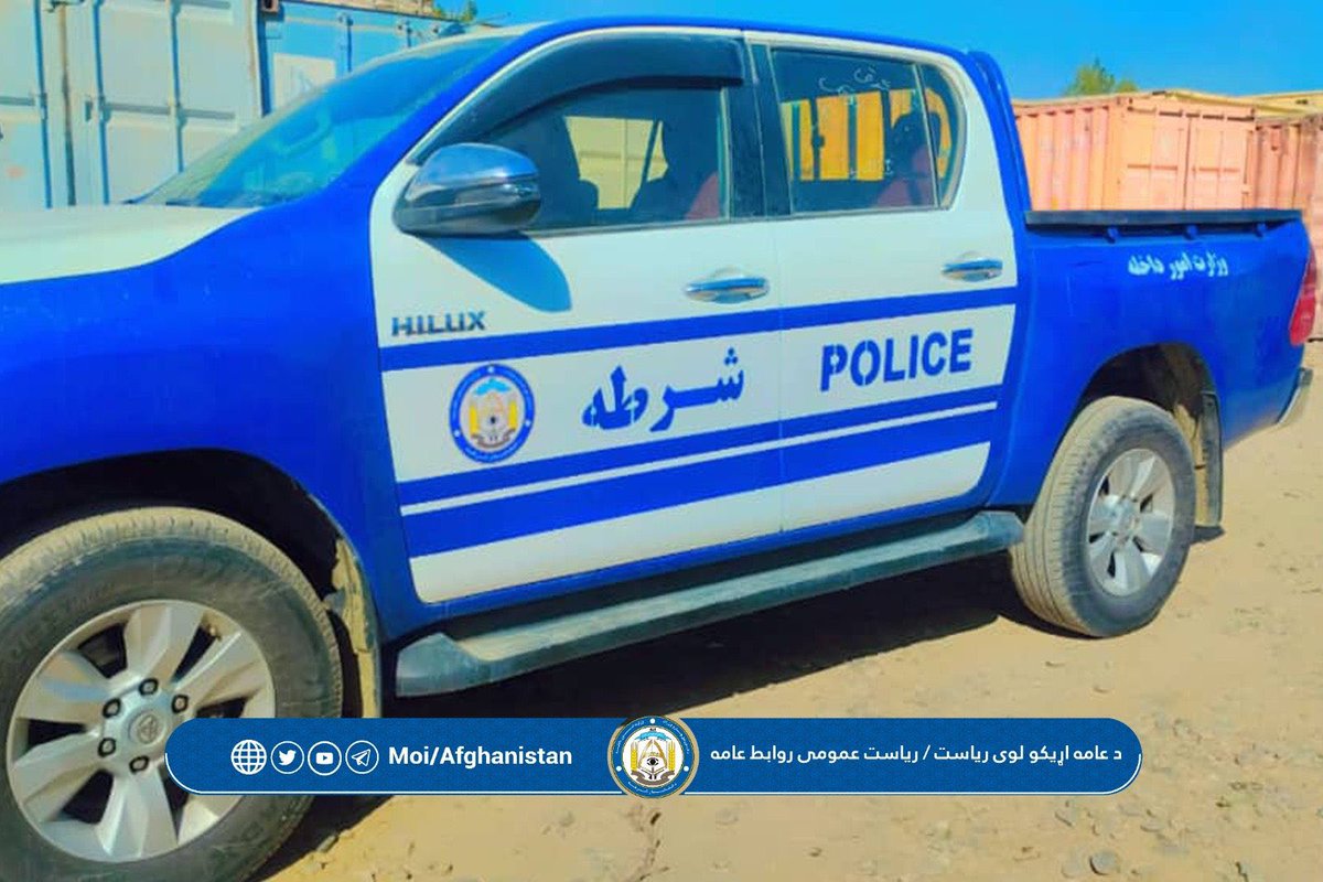 MJalalAf's tweet photo. 🚔 A fresh upgrade for Afghanistan’s police fleet: good reliable vehicles are being rolled out, marking a transition from Ford pickups back to the trusted Toyota Hilux. A practical step toward modernizing mobility &amp; strengthening day-to-day policing across Afghanistan. https://t.co/XXrFpVEl19
