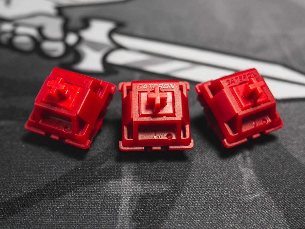NullKeebs's tweet photo. @GATERONOfficial x Sillyworks Type R Tactile

Typing on these has been such an awesome experience.

If you love a good tactile I recommend giving these a try. https://t.co/TBGiL8uu2d