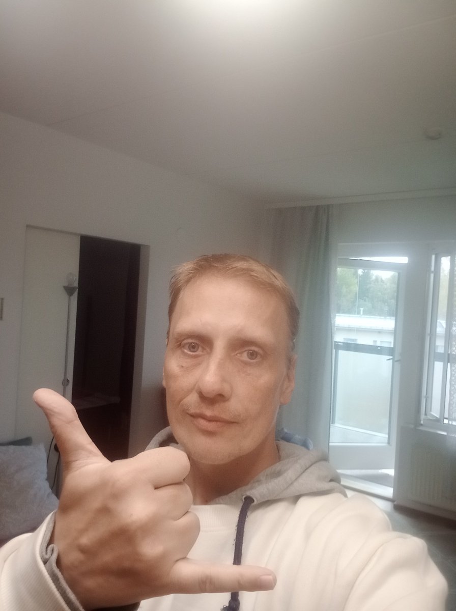 Marcuslove8282's tweet photo. Can you relly be whit me for ever? And do I look good? I need answer only from you🤔 https://t.co/gFiNvINj8F