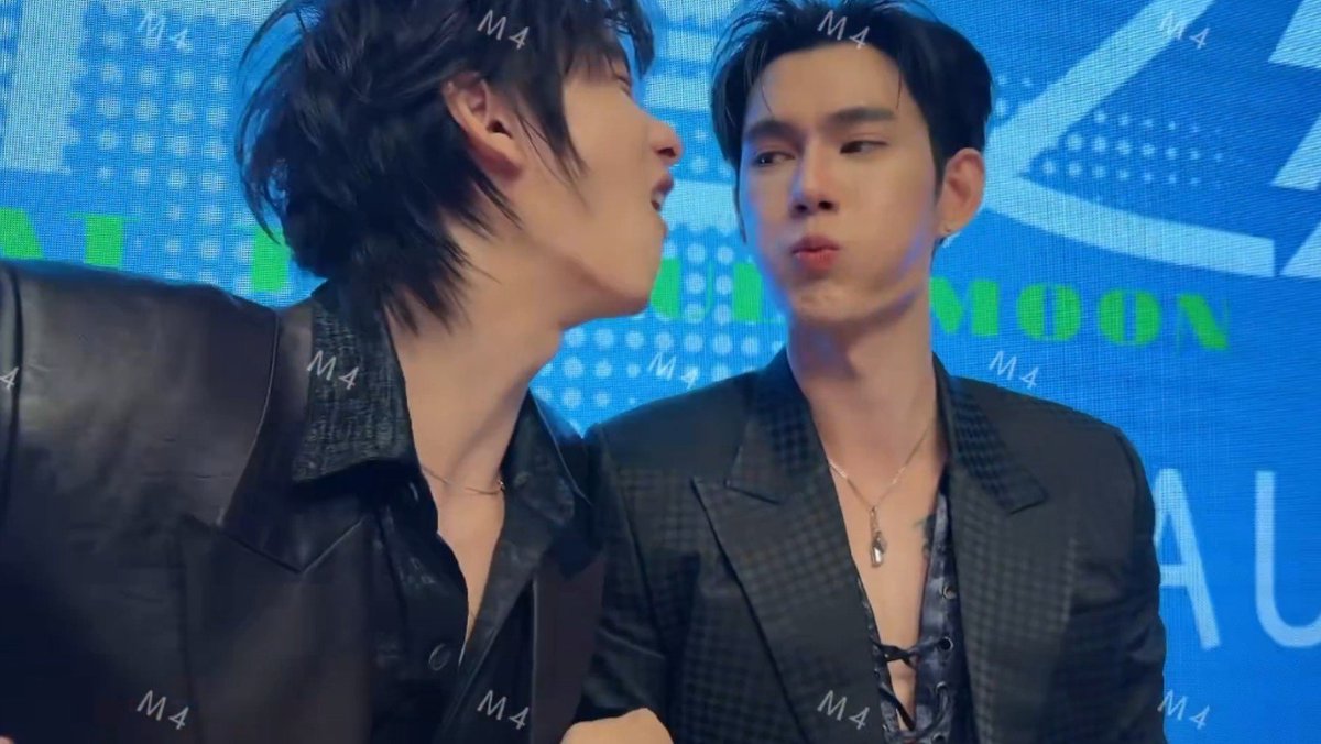 yellowsay's tweet photo. เคยมองกันแล้วรู้สึกบั่บ "ทำไมอีกฝ่ายมานน่ารักน่าเอ้นดูจัง" อะไรแบบนี้บ้างป้ะ คันหัวว่ะ ค่ตเหมือนสิ่งนั้น🫠 https://t.co/ug6NNL0Gic