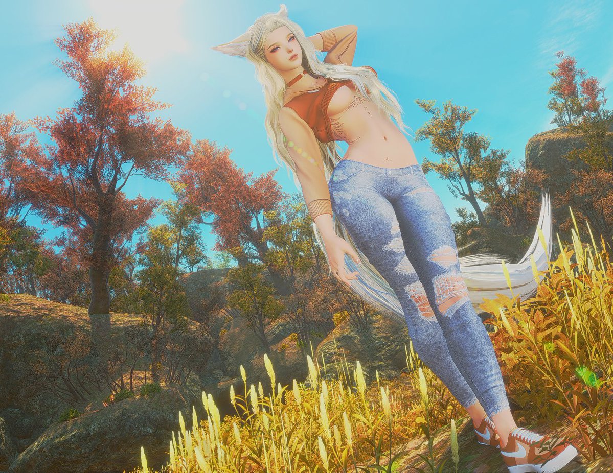 InaraReynolds26's tweet photo. Tuesday thoughts: be pleased to exist…existing without wondering whether everyone else approves of the way you do it. 🍂☀️

No armor. No performance. Just sunshine, a little bit of confidence and your favorite ripped jeans. 

#BecomingInara #FFXIV #FFXIVScreenshots #GPose https://t.co/5T1NtL3b6A