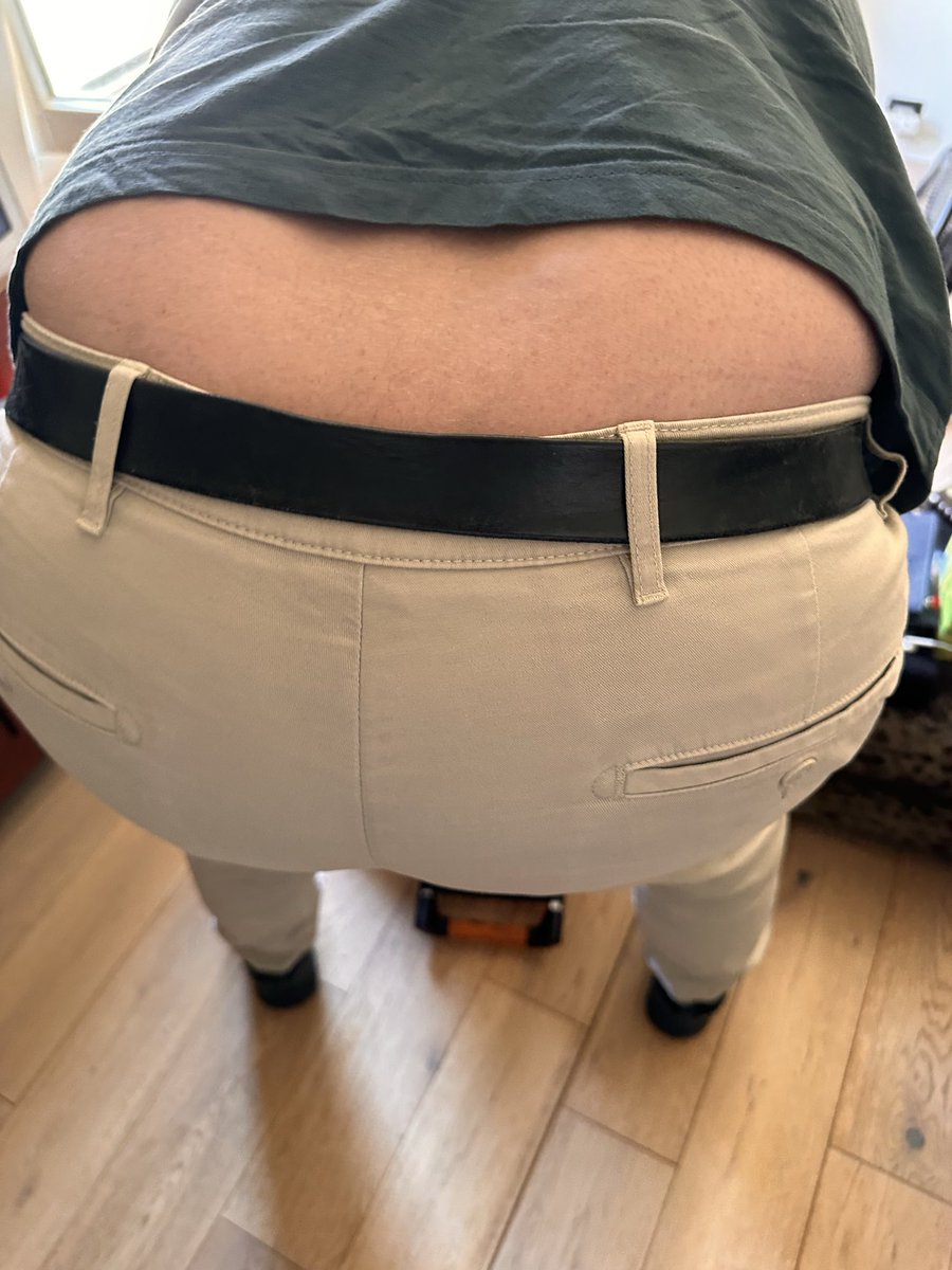 ScarboAss70's tweet photo. Yes, every man is sexy https://t.co/nr5G05JeVW