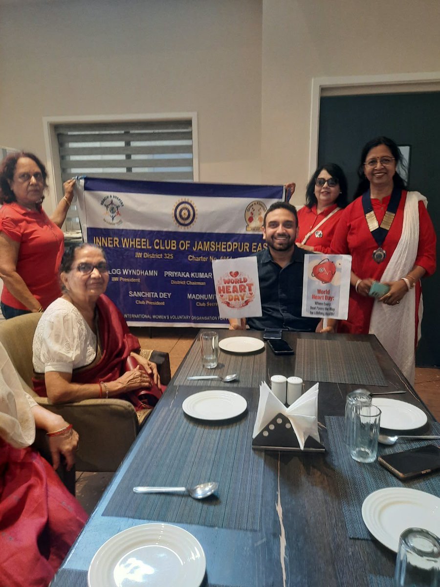 KunalSarangi's tweet photo. आज #worldheartday पर शहर के गोलमुरी में #InnerwheelclubJamshedpurEast द्वारा आयोजित जागरूकता अभियान में भाग लिया और हृदय को स्वस्थ रखने की जानकारी को समाज में आगे बढ़ाने और खुद के भी जीवन में उतारने का संकल्प लिया। #healthistheonlywealth https://t.co/ctbVnH6rGp