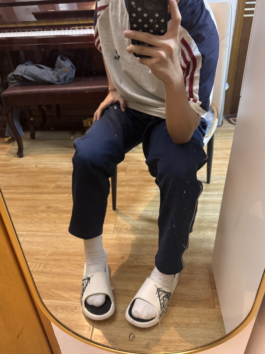 C_w1201's tweet photo. uniform https://t.co/sRO7BsgBw2