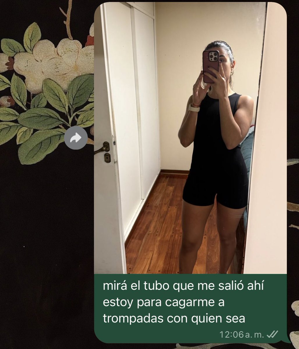 fuegoincairo's tweet photo. yo cuando arranqué a ir al gimnasio: quiero estar flaquita 
yo ahora: https://t.co/ZPtVmbekJO