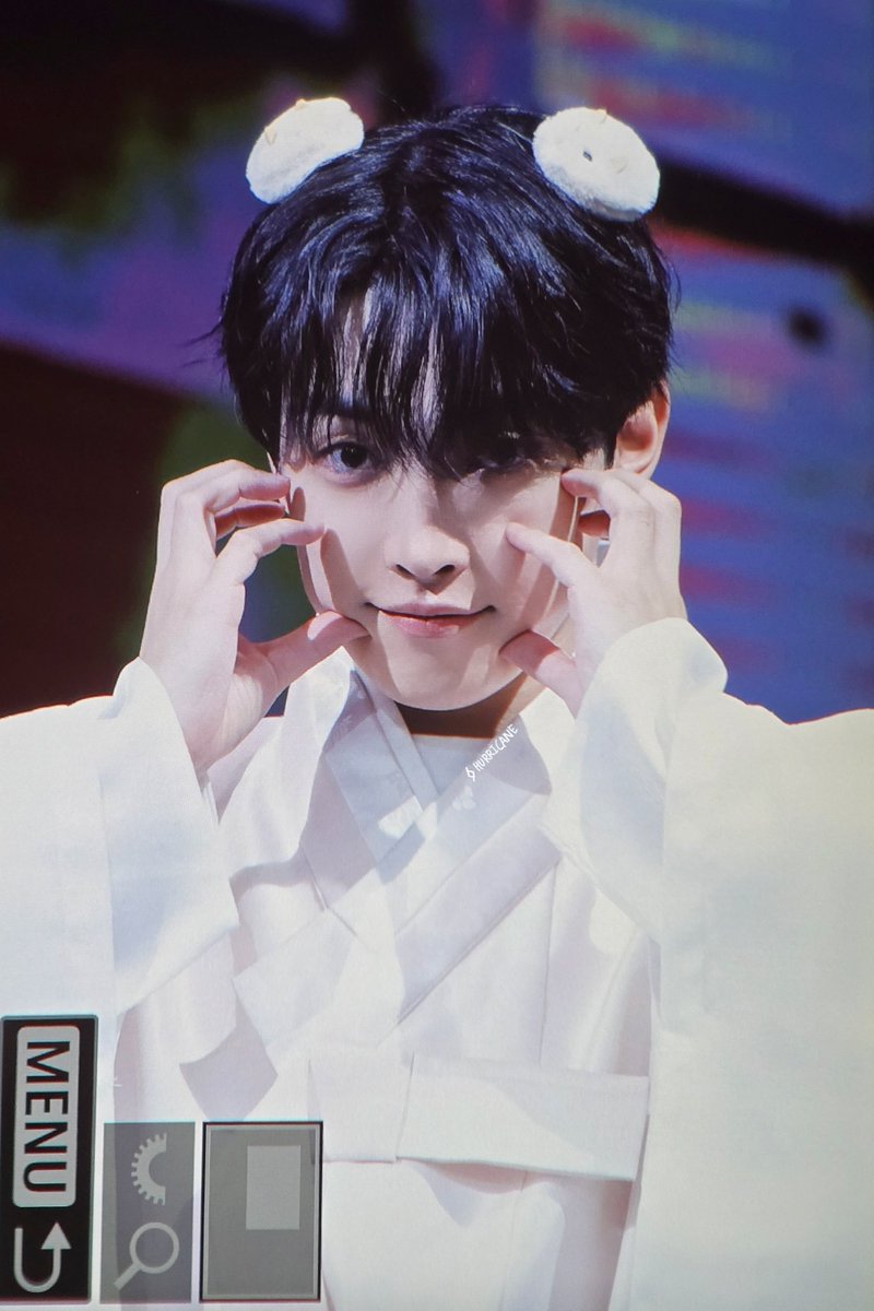 hurricane_hj's tweet photo. 260929 메이크스타 대면

#홍중 #HONGJOONG #에이티즈 #ATEEZ #MAKESTAR https://t.co/INFam1qlOt