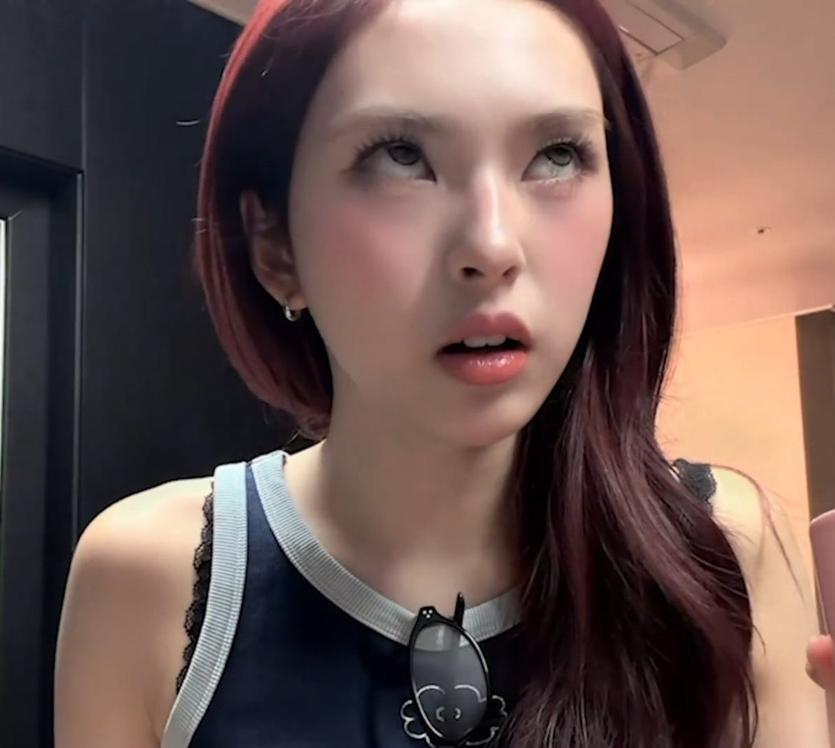 kristinamara13's tweet photo. She's confident enough to know how beautiful she is that she's not afraid to make weird faces.. 😆😄

#Chiquita #치키타 https://t.co/ilLUSDiF8S