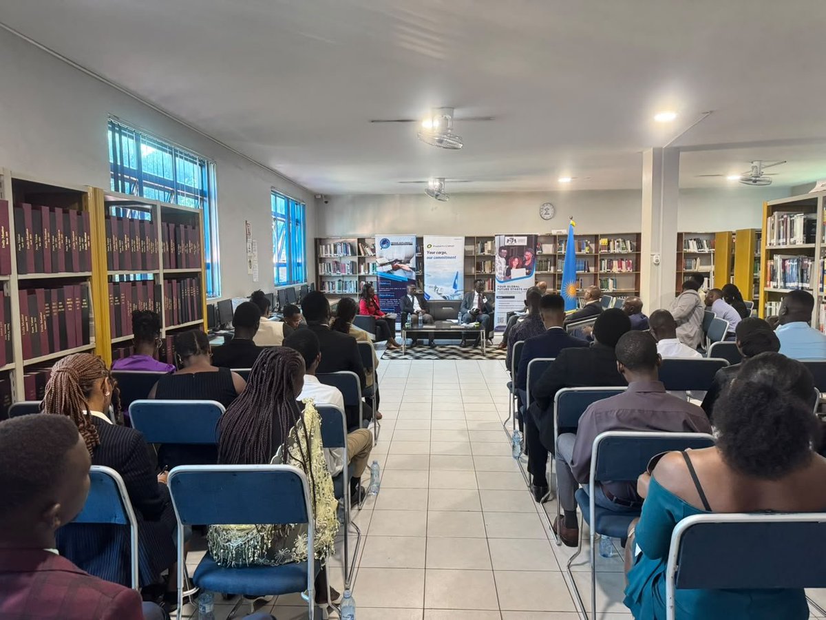 diplomatical05's tweet photo. It's a full house at @CavendishUg as Inside Diplomacy hosts Rwanda High Commissioner to Uganda to understand Rwanda's journey post 1994.

A very informative and engaging session with @jrutabana @RwandainUganda @FlyRwandAir https://t.co/BVpMx6YqvR