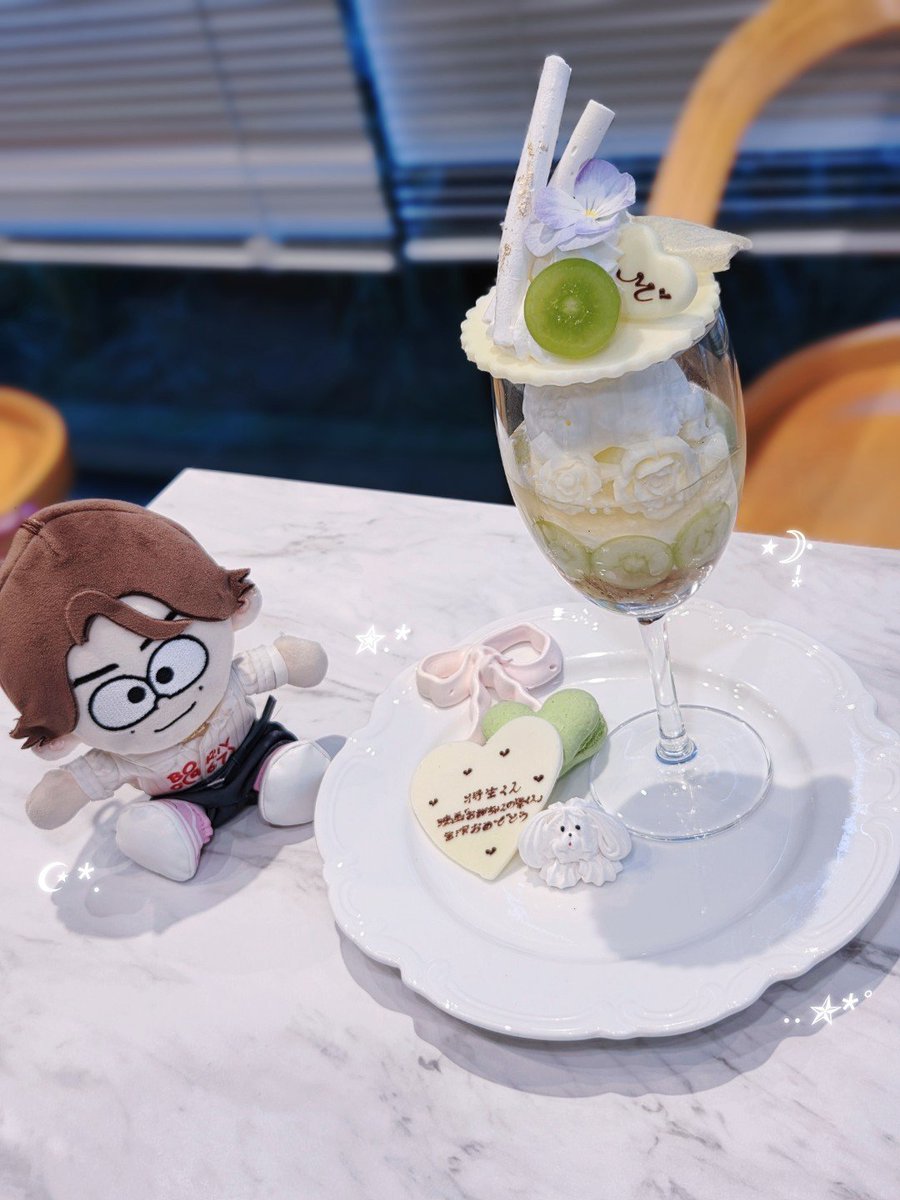 macha_ki_kun's tweet photo. ━ 将生くん ⸝⋆  ━━━━━━━━┓
      映画「お姉ちゃんの翠くん」
      主演おめでとう✨✨
┗━━━━━━━━━━━━━━  ➴ ⷯ

おもちみたいなわんちゃんのクッキーがあるお店を見つけたの( ᴖ.ᴖ )🎶🎶
将生くんがどんな風に翠くんを演じるのか楽しみです❣️
沢山見るね( > ·̫ <)👍🏻🌟

#橋本将生 #雪代翠 #お姉ちゃんの翠くん