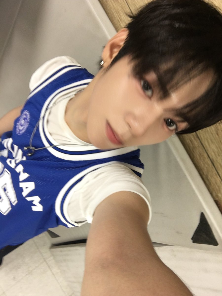 AHOF_official's tweet photo. 충남대 🫶 제이엘 
너무 너무 재밌었어요!!!!!! 최고 💙

#AHOF #아홉
#JL #제이엘 https://t.co/7zbiMVYCNT
