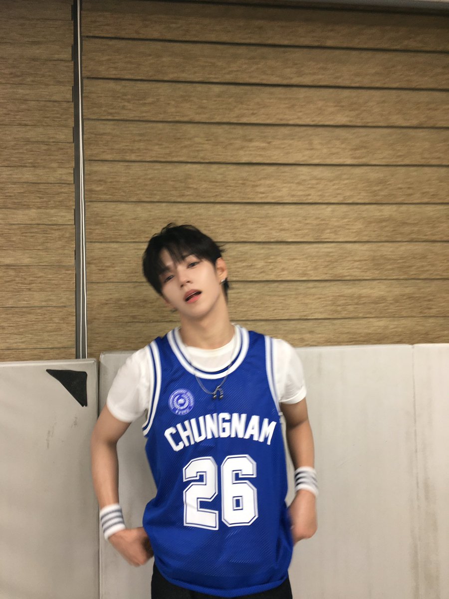 AHOF_official's tweet photo. 충남대 🫶 제이엘 
너무 너무 재밌었어요!!!!!! 최고 💙

#AHOF #아홉
#JL #제이엘 https://t.co/7zbiMVYCNT