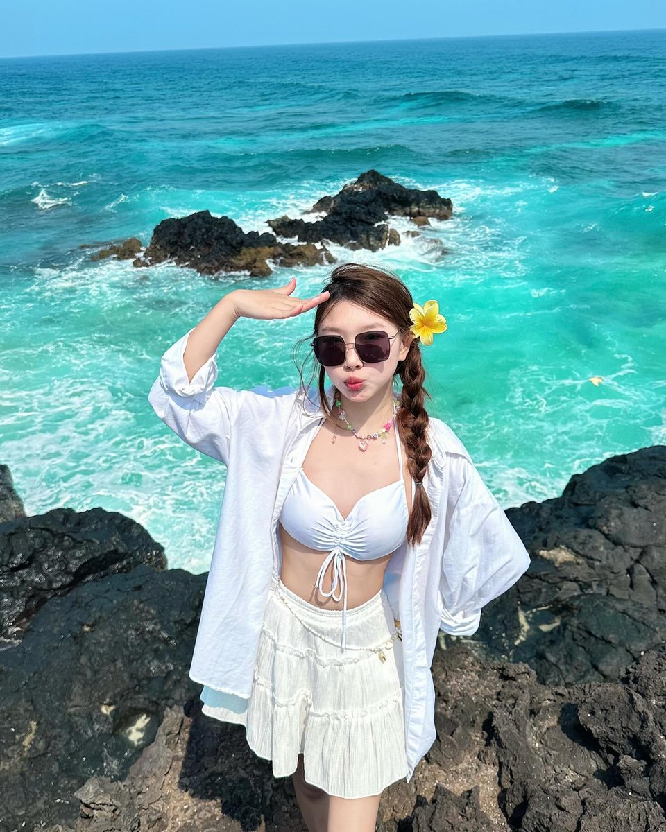 brunyce's tweet photo. 休日に『何もしない』という最高の贅沢を満喫中。みんなの意見も聞かせてね。 👇
bBeOo https://t.co/sqL5CHVubo