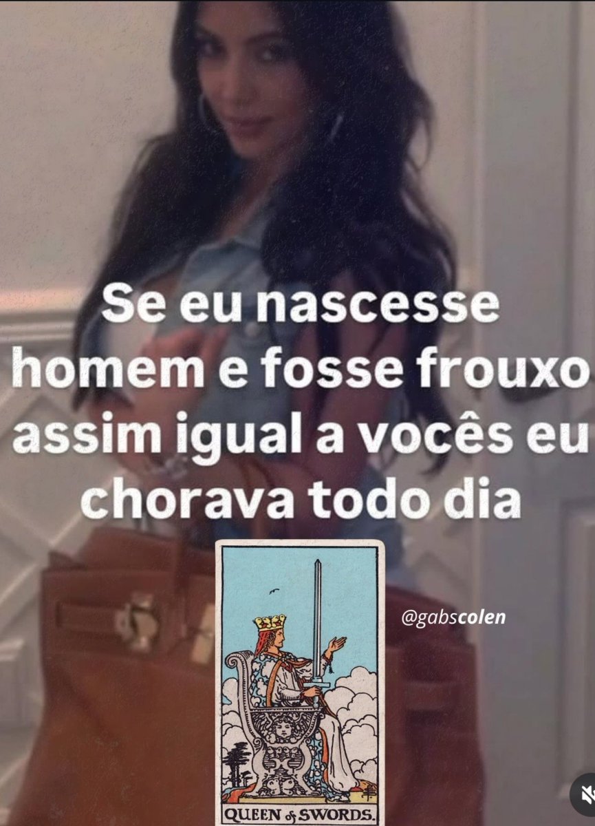 _LoloTarot's tweet photo. Meio assim hoje https://t.co/9N6KTcPdhM