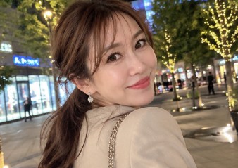 deborahfs_'s tweet photo. 私ももう40歳に近いけど・・・
私より一回り以上年上の人とかいますか？🙋‍♀️📷❤️ https://t.co/pvDVvYnN4m