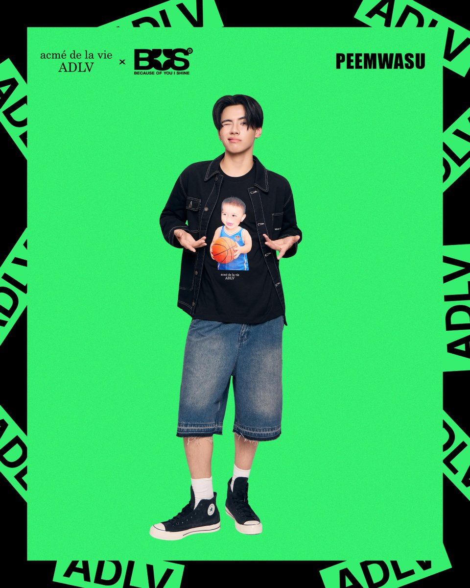Adlv_Thailand's tweet photo. ADLV × BUS Exclusive Collection 🖤

PEEMWASU
"ผมชอบเล่นบาส ผมคิดว่าบาสเก็ตบอลเป็นอีกหนึ่งอย่างที่เวลาพูดถึงผมแล้วคนอื่นจะจำได้ เลยทำเสื้อภีมวสุเวอร์ชั่นเด็กที่มีฟันสองซี่ ใส่เสื้อบาส และถือลูกบาส"

“I love playing basketball, and I think it’s one of the things people naturally associate with me. So for the design, I chose a childhood version of myself with my two little front teeth, wearing a basketball jersey and holding a basketball.”

Available from 5 October 10.30 AM onward
📍 POP-UP EVENT : Siam Center, Atrium 2, G Floor
🛒 ONLINE : LINE Shopping @ adlvthailand

For more details: LINE Official Account @ adlvthailand

#adlvthailand #ADLV
#PEEMWASU #ADLVxBUS #BUSbecauseofyouishine